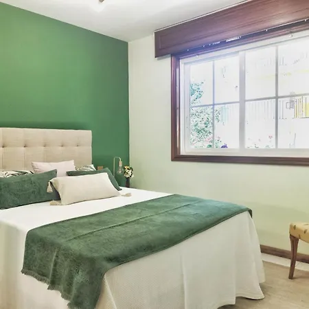 Desconectaengalicia Rosalia, 100m Playa Silgar * サンシェンショ