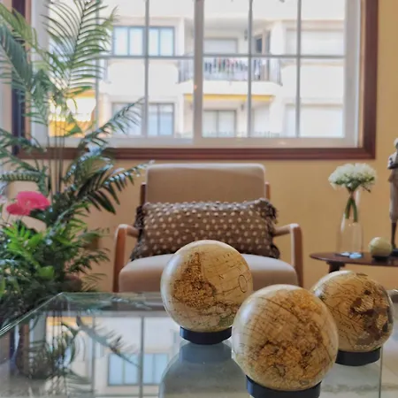 Desconectaengalicia Rosalia, 100m Playa Silgar * サンシェンショ