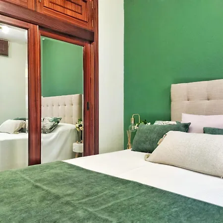 Desconectaengalicia Rosalia, 100m Playa Silgar アパート サンシェンショ